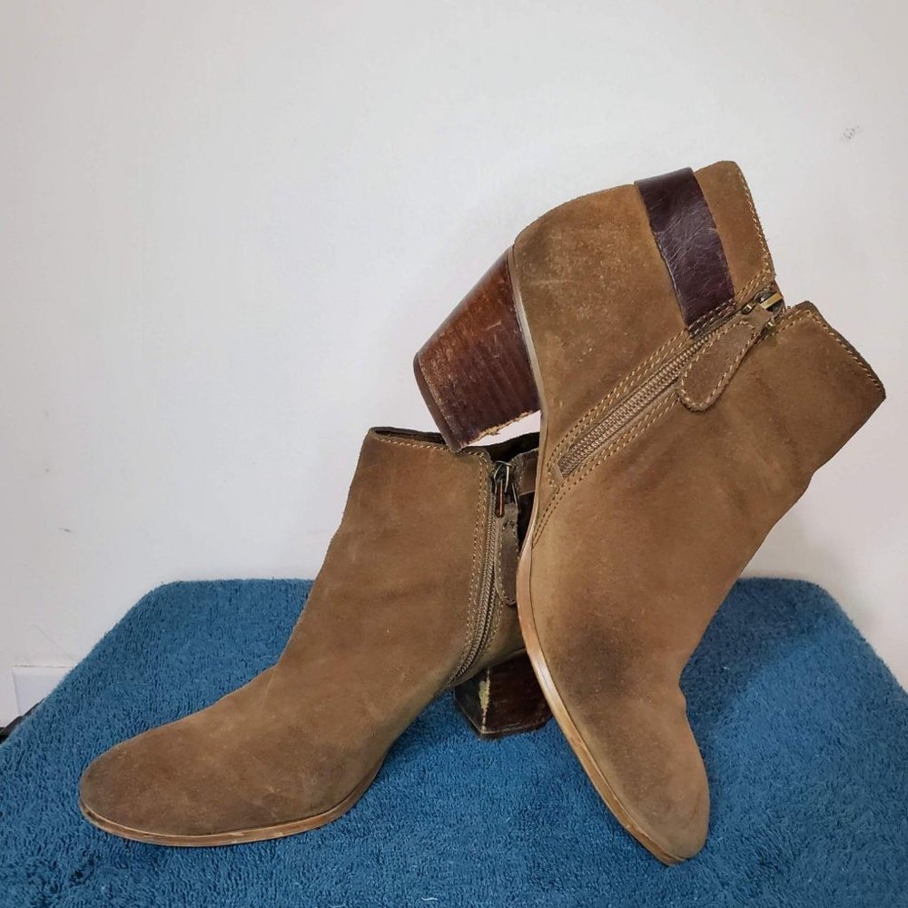 Guess Leather Booties Size 7
